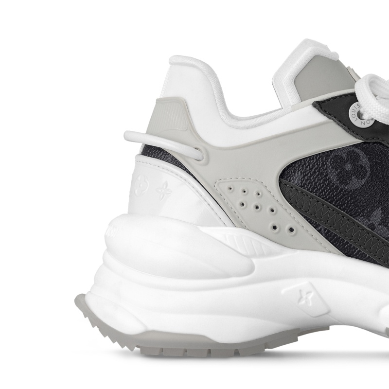 Run 55 Sneaker - Image 4